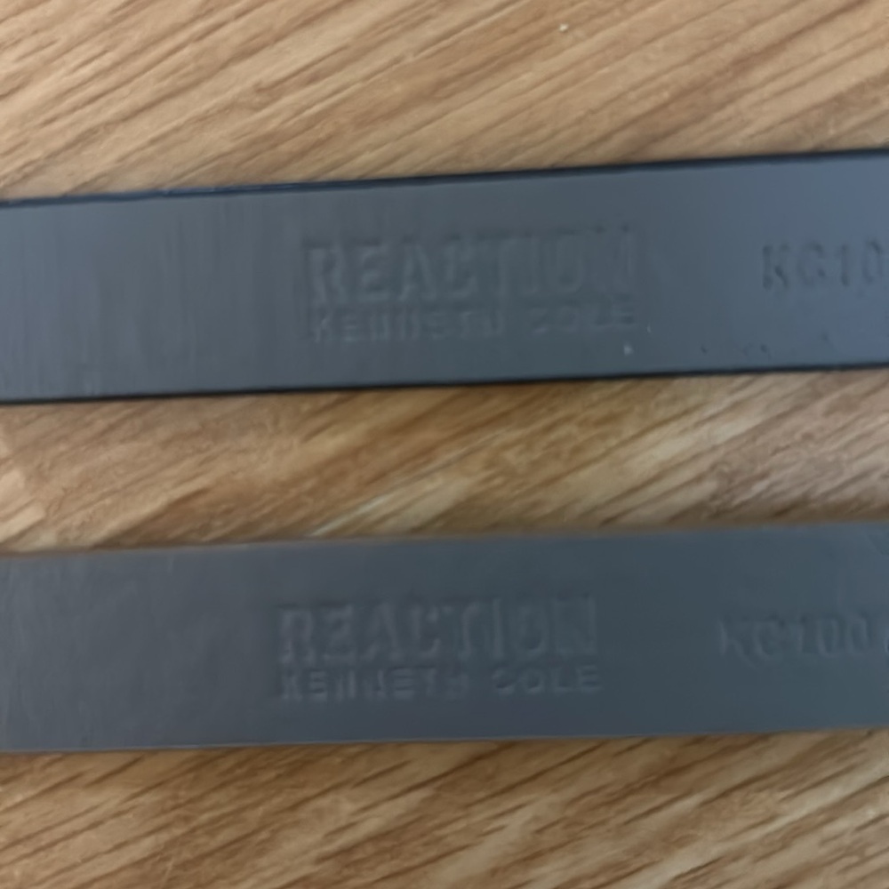 Belts - Picture 2 of 4